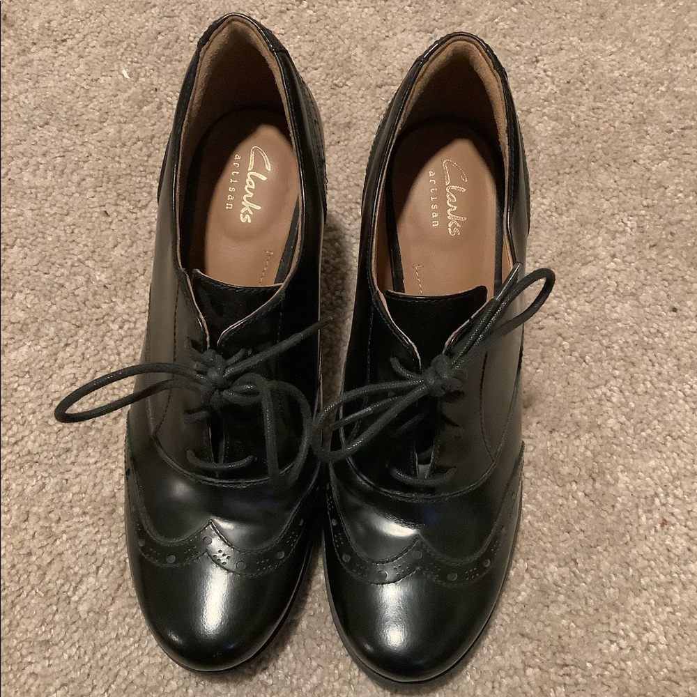 Clarks black stacked heels